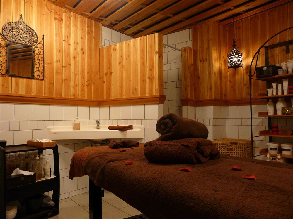 Brit Hotel Du Ban Chaudes-Aigues Kültér fotó