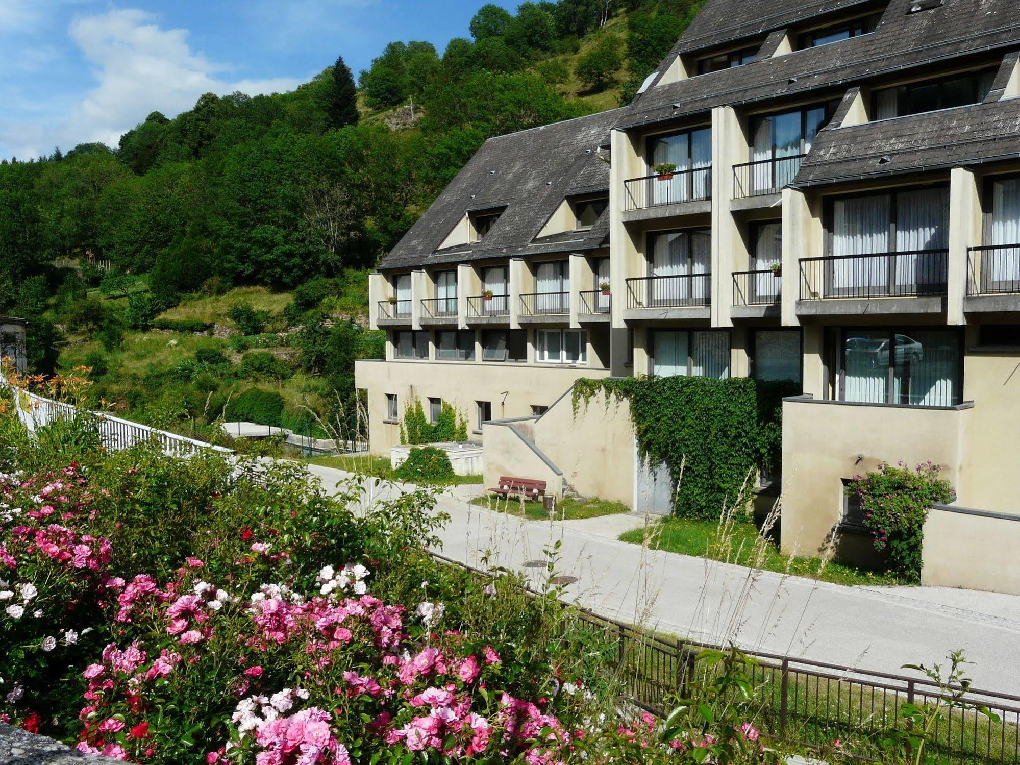 Brit Hotel Du Ban Chaudes-Aigues Kültér fotó