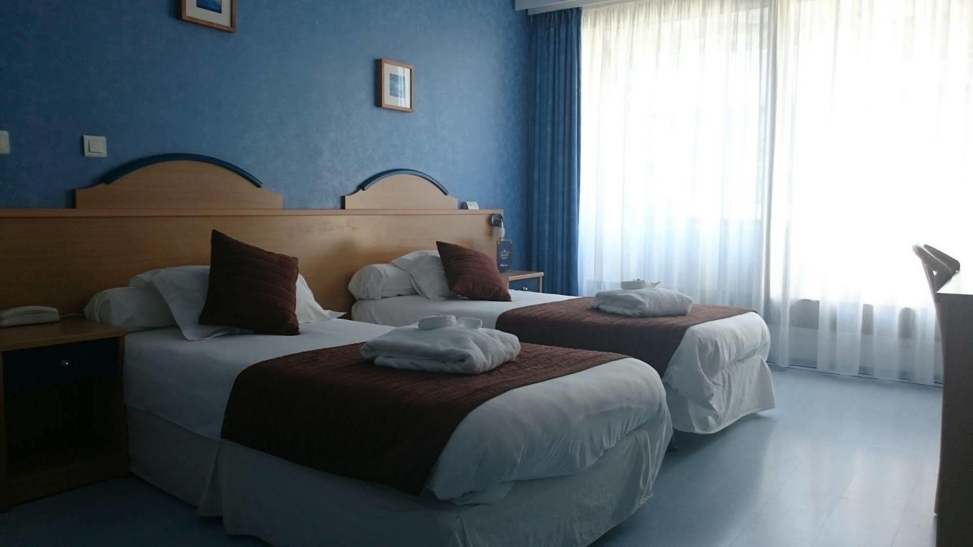 Brit Hotel Du Ban Chaudes-Aigues Kültér fotó